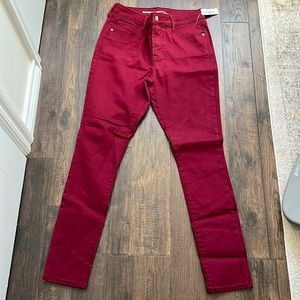 NEW Old Navy Burgundy Rockstar Midrise